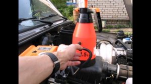 Моем двигатель автомобиля своими руками и подручными средствами.