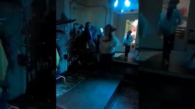 Топ модели я в синей шапке и в красной юбке смотреть онлайн