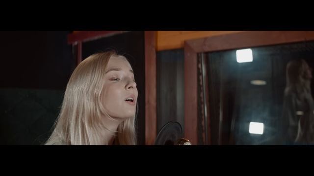 Дарья Чеботарева - У шамана три руки (Пикник) Кавер 2023 4K смотреть онлайн