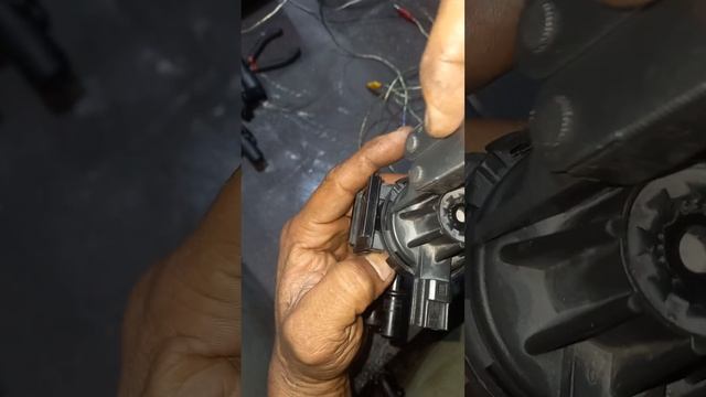 Valvula Evap Ford Explorer Eddie Bauer 2007 смотреть онлайн