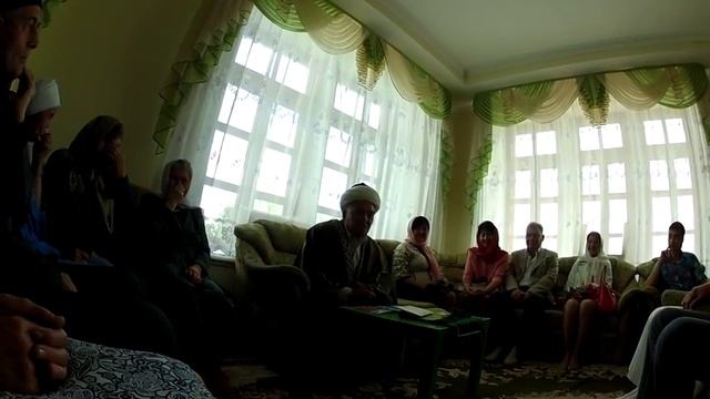 Мулла читает никах в соборной мечети в Уфе. смотреть онлайн