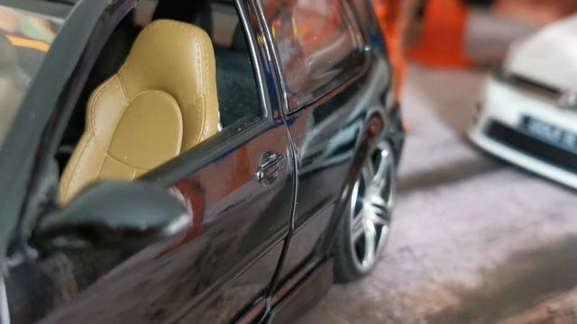 1:18 Revell VW mk4 Golf with MIYminimodels R32 bodykit and Porsche parts смотреть онлайн