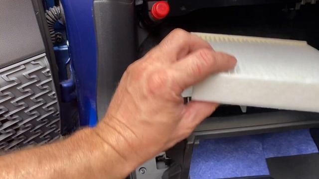 Daihatsu Move  про правильность установки салонного фильтра