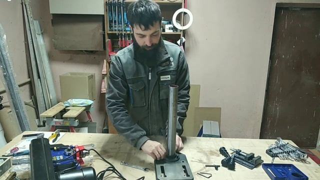 Сверлильный станок Белмаш DP200-13. Обзор,сборка,демонстрация работы. смотреть онлайн