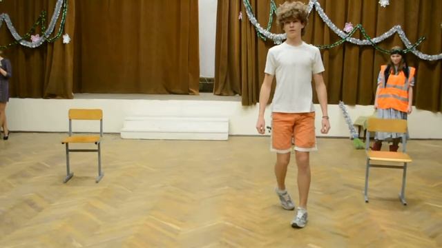 Новогодняя сценка от 11А смотреть онлайн