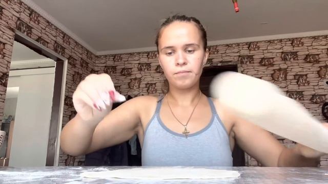 Налепила чебуреки/ поездка в магазин/Виталик и Ангелина/ Виталика чуть не ужалила оса смотреть онлайн