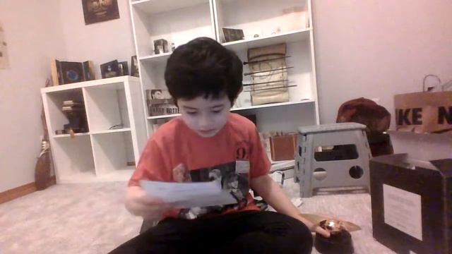Unboxing the Harry Potter Levitating Golden snitch смотреть онлайн