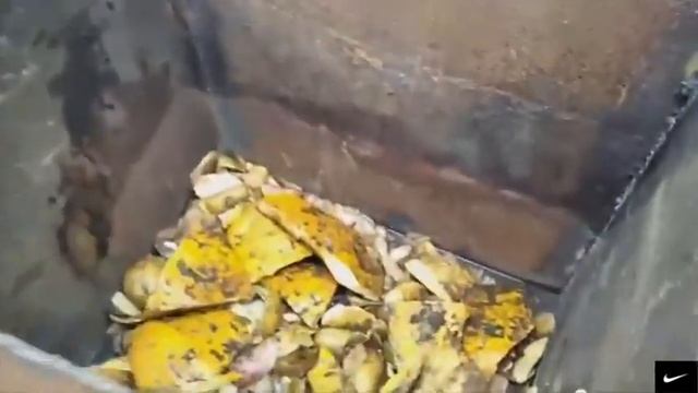 Трудно жить в деревне нашей смотреть онлайн