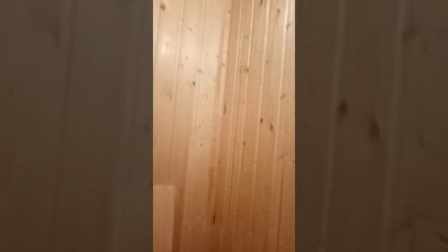 Обшил предбанник вагонкой!! смотреть онлайн