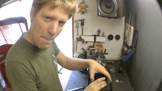 Squeezing a 600cc engine in to a Tuk Tuk (Far Cry 4) смотреть онлайн