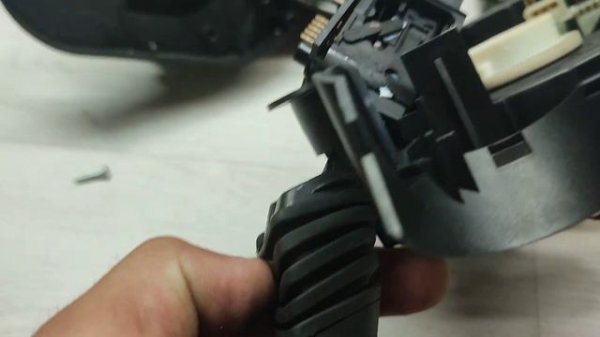 Розбирання SIM модуля,зняття ричажків двірників поворотів Опель Вектра Ц Сігнум.Opel vectra C Signu