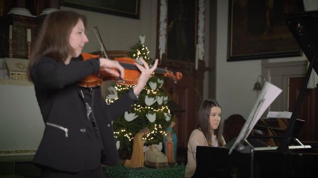 Crowdfunding for a debut CD, "The Essence" смотреть онлайн