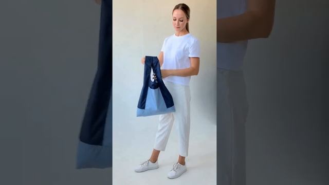 Сумка синяя с голубым карманом смотреть онлайн