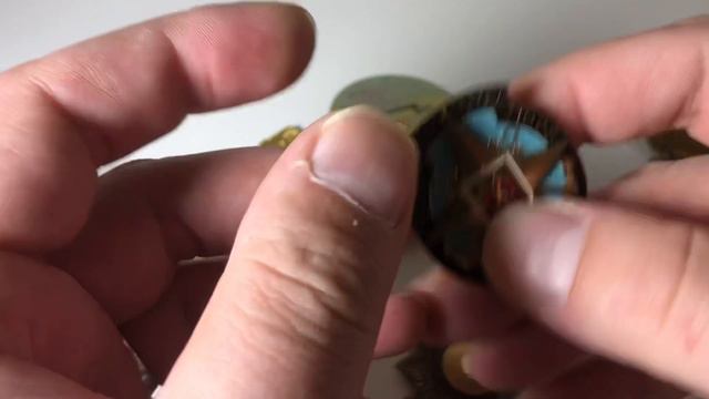 Значки. Продал значки и жетоны. Сколько заработал? смотреть онлайн