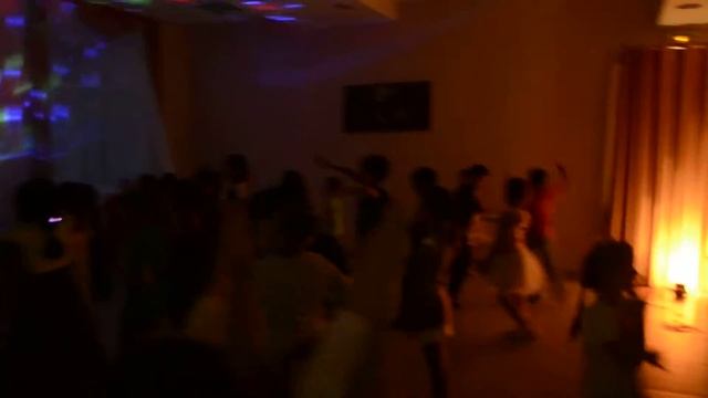 Дискотека в детском лагере Тимсофт смена Желтого чемоданчика смотреть онлайн