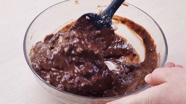 Возьмите овсянку, какао и банан! Приготовьте ПОТРЯСАЮЩИЙ десерт БЕЗ МУКИ и МАСЛА! Диетический пирог смотреть онлайн