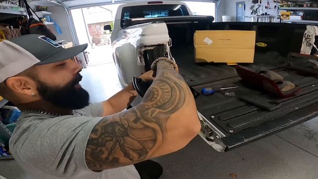 How to change the tail lights to LED, Ford ranger 2005 (spanish) смотреть онлайн