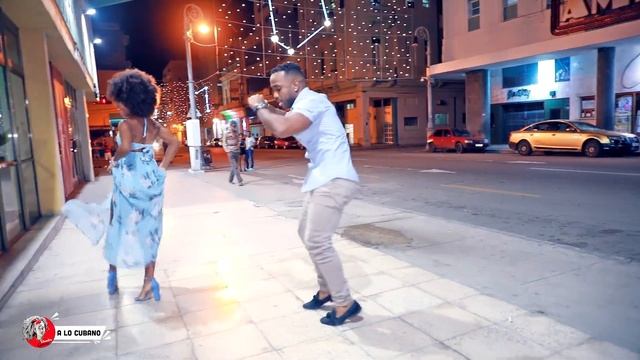 Salsa Cubana Lady Style en Galiano de La Habana #salsacubana смотреть онлайн