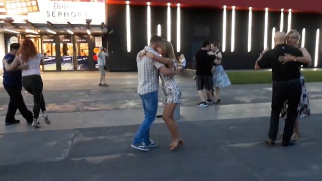 belgrade tango flash mob смотреть онлайн