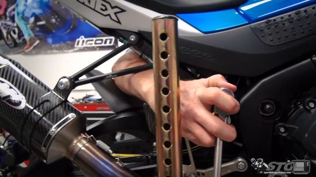 Ohlins 2018 Suzuki GSX-R1000 Shock Install | Sportbike Track Gear смотреть онлайн
