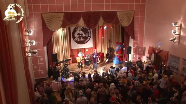 40 Александр Мичурин Валерий Силин Карнавал 2012 Клуб Белый Ворон смотреть онлайн