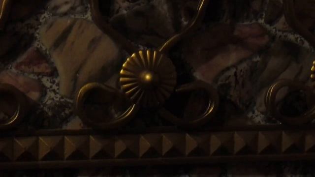 Стильная Золотая вешалка кованая GOLD RUSSIA смотреть онлайн