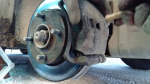 Замена передних тормозных колодок NAC (Ниссан Алмера Классик)