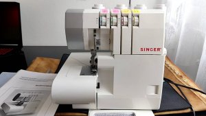 Обзор оверлока Singer 14SH754/14CG754, 14SH744/14CG744. Инструкция на русском.