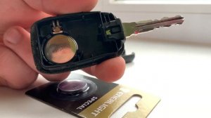 Рено Сандеро 2 НЕ РЕАГУЄ НА КЛЮЧ! Sandero 2 does not respond to the key. Battery in the key replace