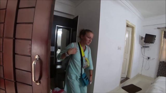 18. Индия 2022. Путтапарти. День проводов. Друзья улетают одни за другими... смотреть онлайн