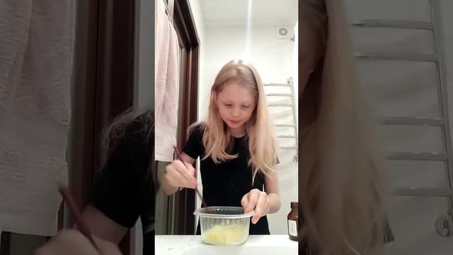 Как сделать слайм быстро и просто😁 смотреть онлайн