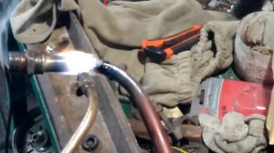 Пайка трубок трактора.