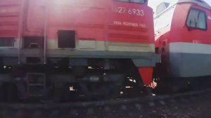 3ЭС5К-319 "Ермак" с перегоняемым тепловозом 3ТЭ10М-1347