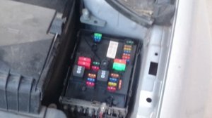 Замена предохранителя в VW Golf 6