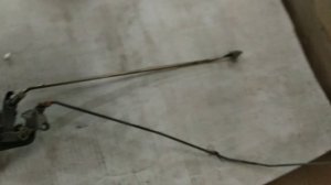 Как снять замок с двери багажника на Мицубиси Монтеро Спорт