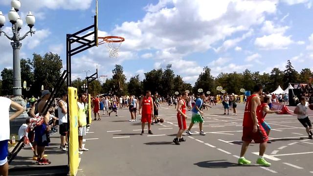 Лужники 2014 Европа плюс Баскетбол смотреть онлайн