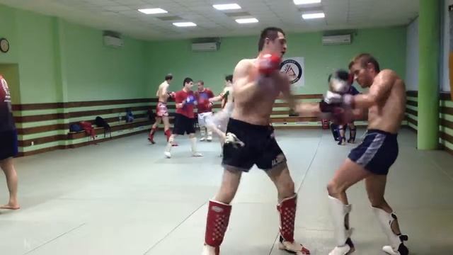 Тренировочный спарринг в Томагавке смотреть онлайн