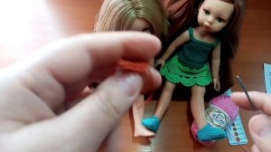 Вязаные спицами туфельки для куклы Паола Рейна.