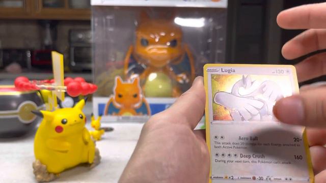 Pokémon Celebrations Pikachu Vmax Collection Box - Crazy Hits! смотреть онлайн