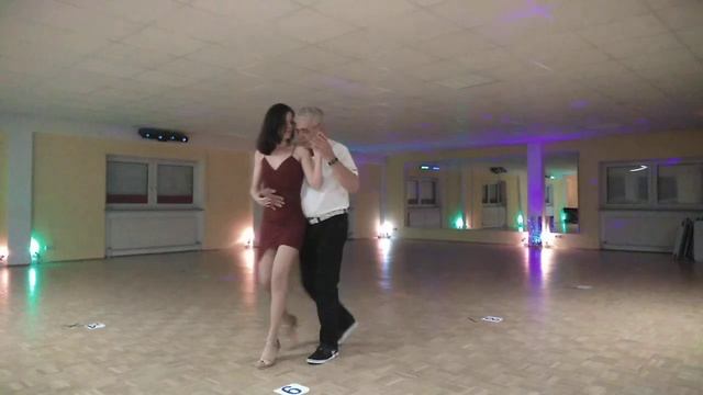 Original Kizomba from Lisbon. Pedro Ferreira de Sa Music: DJ Samuka - Moça Não Quero смотреть онлайн