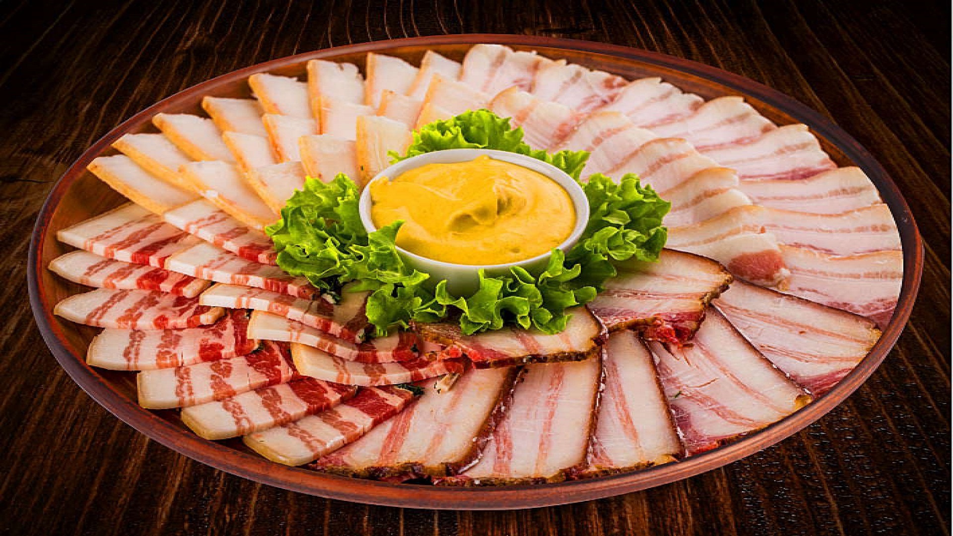 Мясной деликатес на праздник из обычной грудинки. Навсегда забудете о колбасе. (МЯСНАЯ НАРЕЗКА) смотреть онлайн