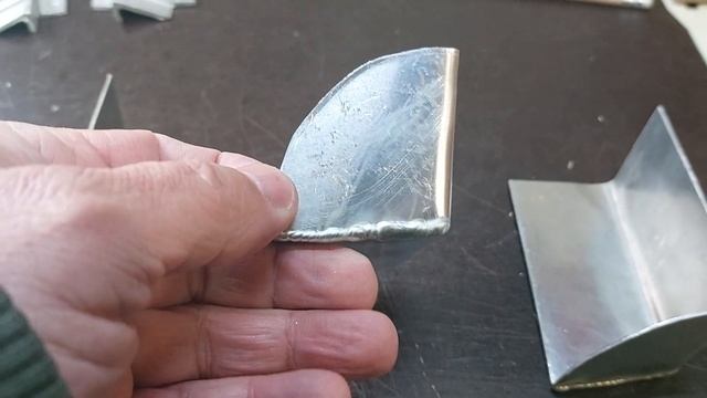 Уголки кормовые для Прогресс 4