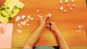 18.05.2020г. Видео занятие: "Цветы сакуры". Работа из гофрированной бумаги.