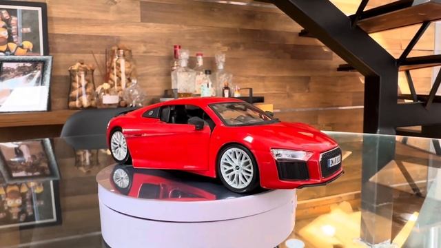 Audi R8 escala 1:24 смотреть онлайн