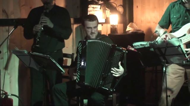 TICO TICO - LIVE (with rain storm) -31/8/2014 - Latin Jazz Ensemble 4et with A. Ferrari & N. Marenc смотреть онлайн