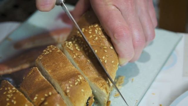 Горячие Бутерброды на сковороде сытные вкусные готовим просто и вкусно Что приготовить на ужин? смотреть онлайн