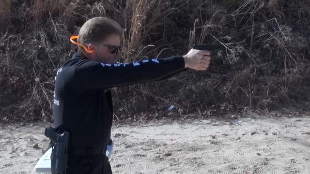 GLOCK 42 .380 Auto - First Look смотреть онлайн