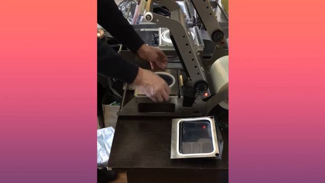 Ручной запайщик лотков со сменными матрицами смотреть онлайн