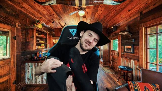 АСМР РОЛЕВАЯ ИГРА ШКУРА ЛИСЫ ДЛЯ БАБУШКИ И ПОДАРОК ШАРФ ASMR ТЕХАС