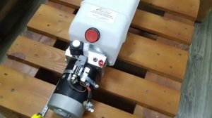 Гидростанция 12V для самосвалов с баком 12 литров под ЗИЛовский цилиндр